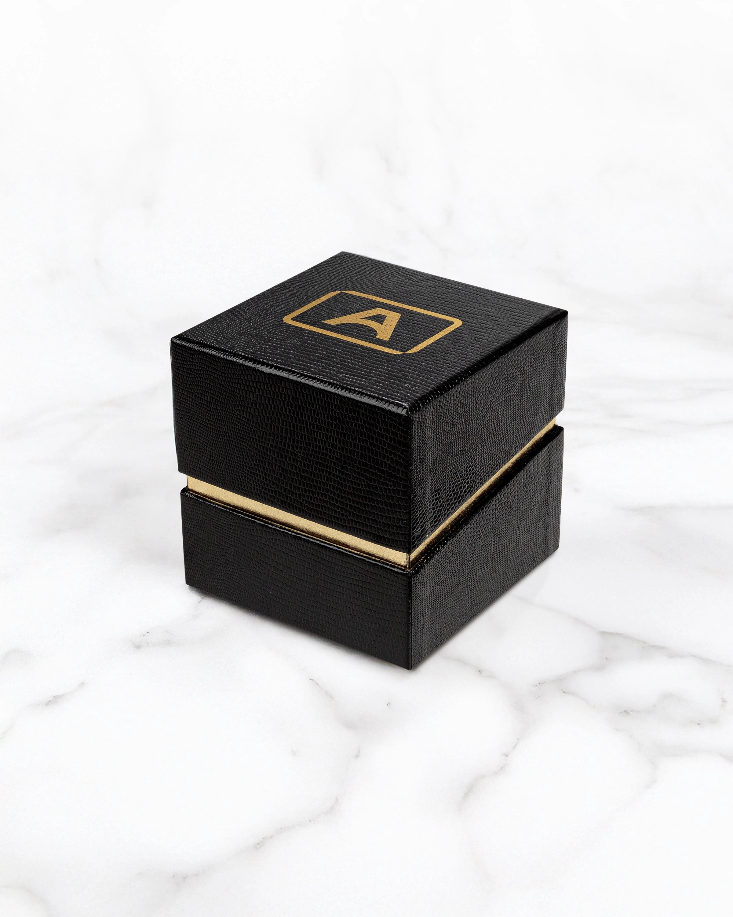 1975™ | 40mm, Gold - Limited Edition