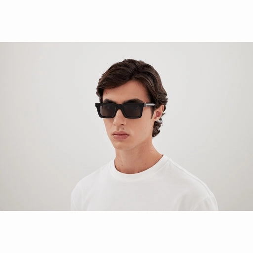 Alexander McQueen AM0506S Sunglasses