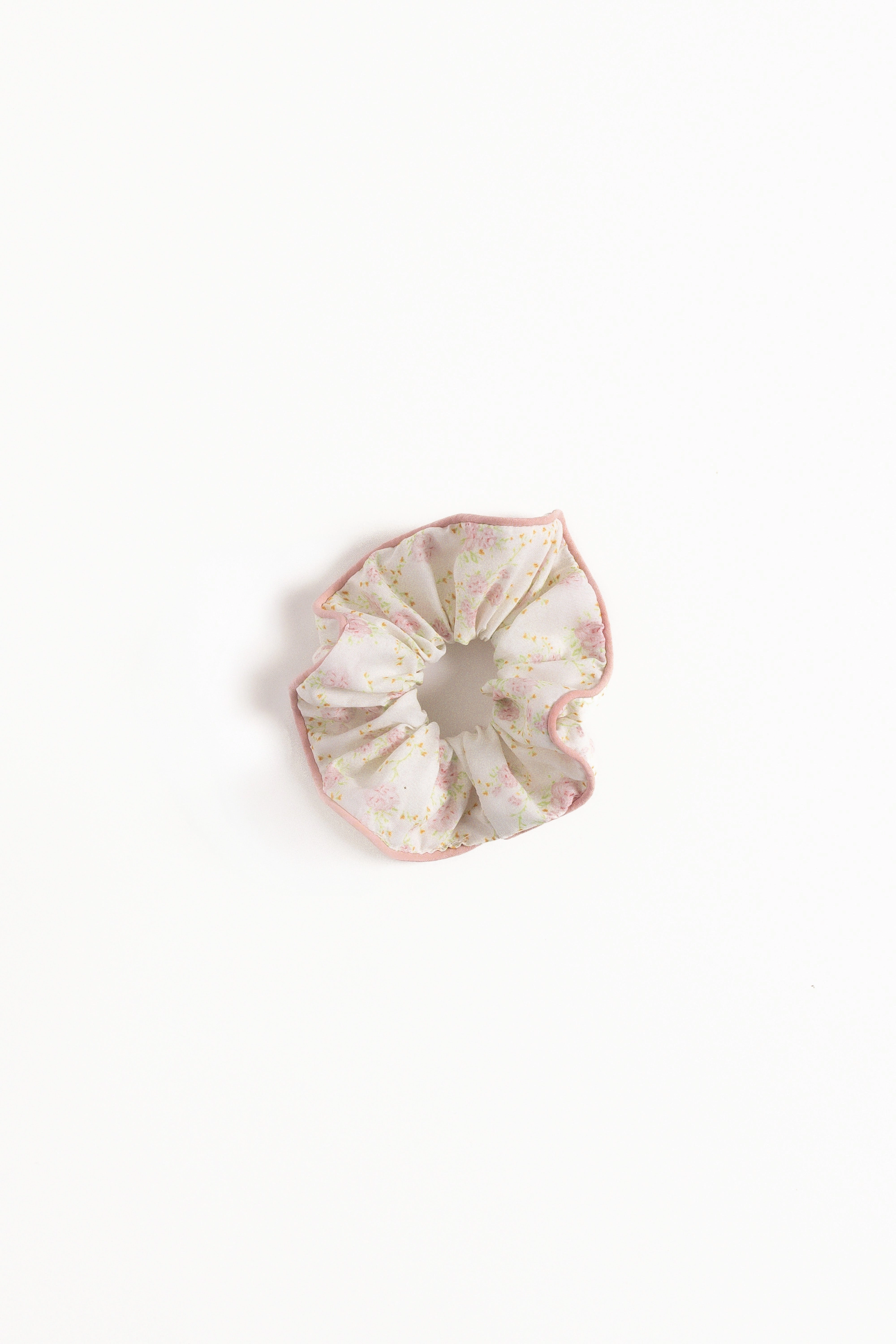 Amira Scrunchie - Pink Floral