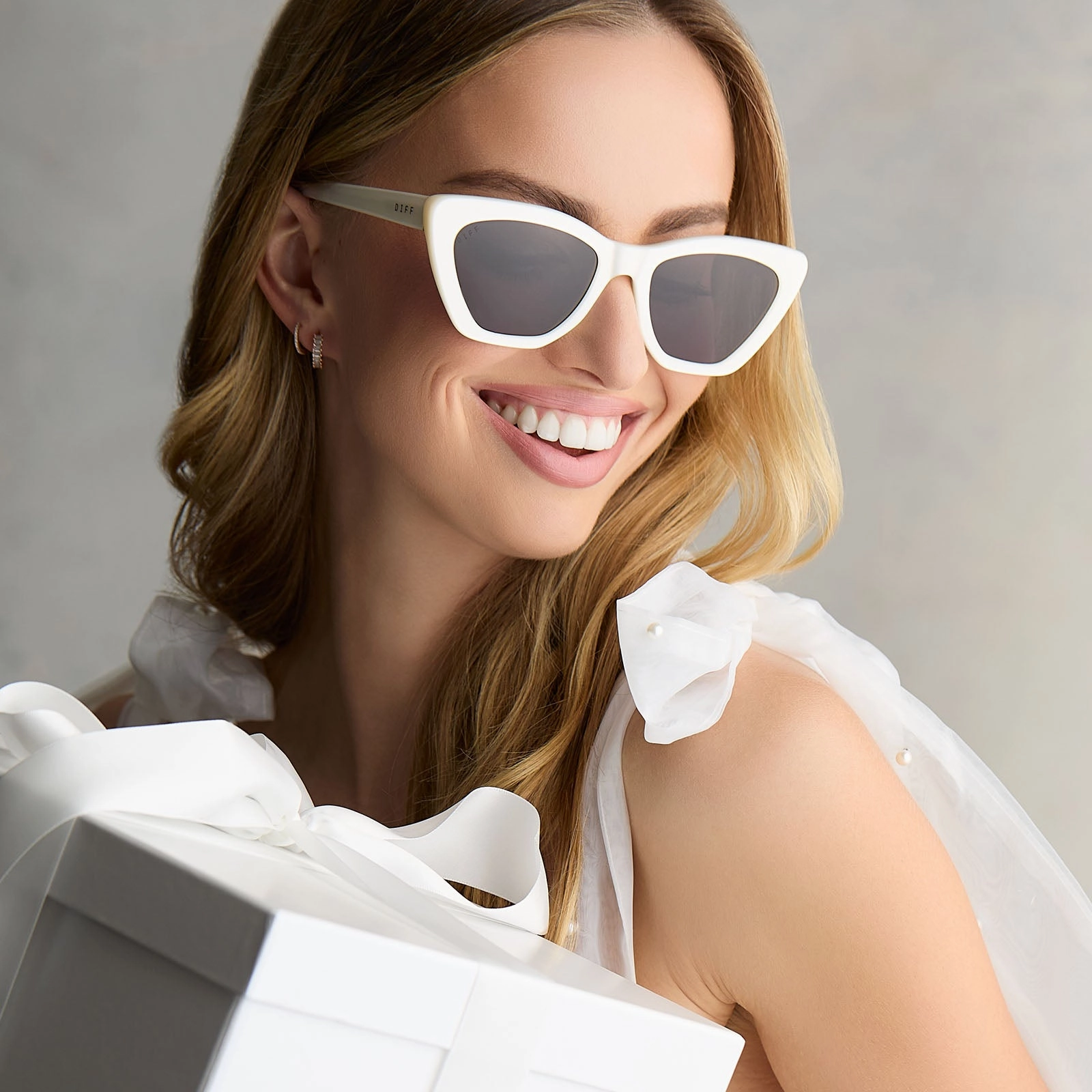 CAMILA - OPALINE   GREY SUNGLASSES