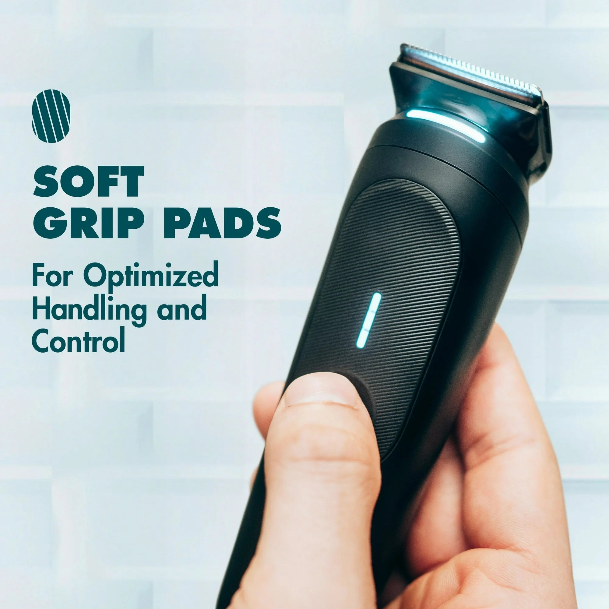Gillette i7 Intimate Men's Premium Pubic Hair Trimmer with Intimate Razor, Body Hair Trimmer for Men Grooming Kit