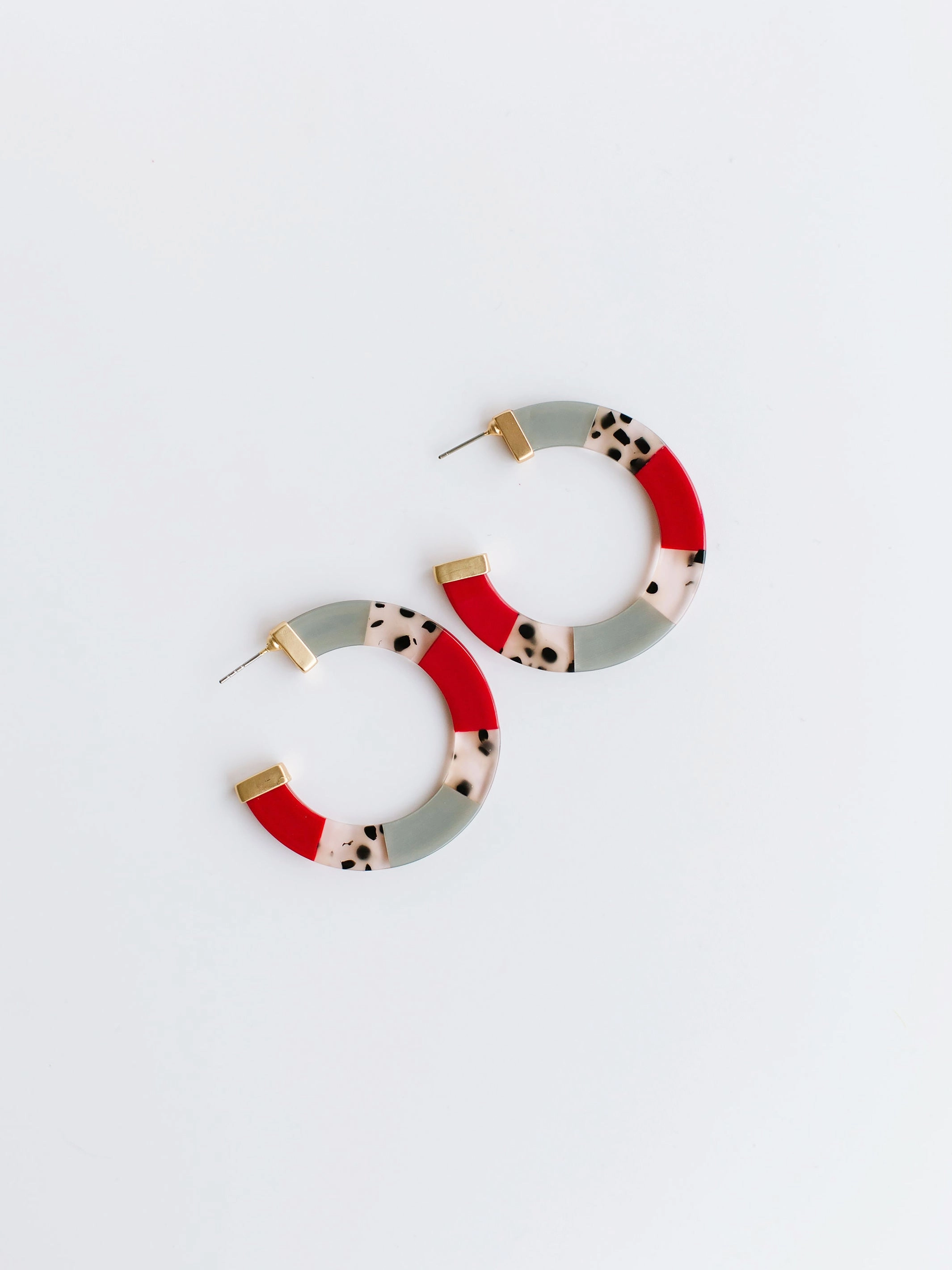 Melody Earrings | Crimson   Gray