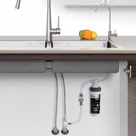 Puretec Z18 Quick-Twist Undersink Water System with High Loop Designer Faucet