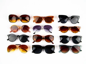 Simon Chang Ladies sunglasses - In Store Only